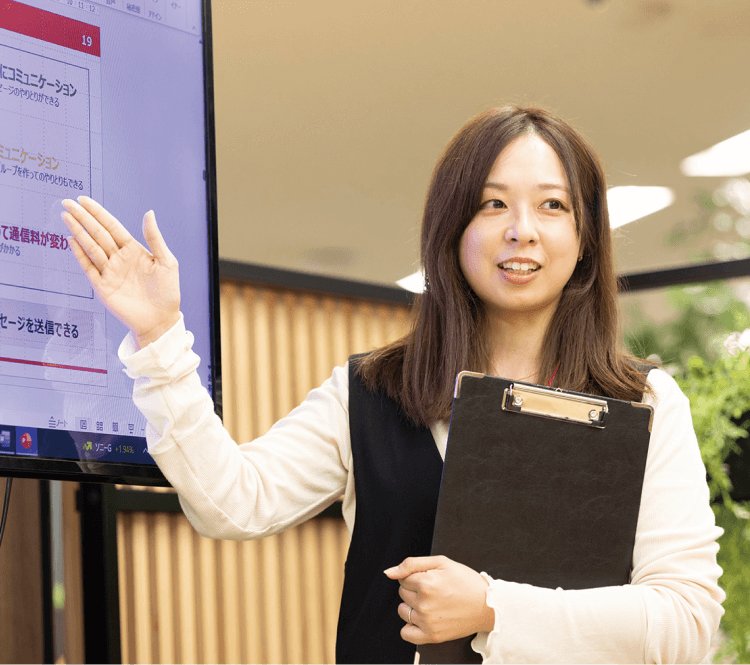 企画から講師まで担当し研修によって人を育てる