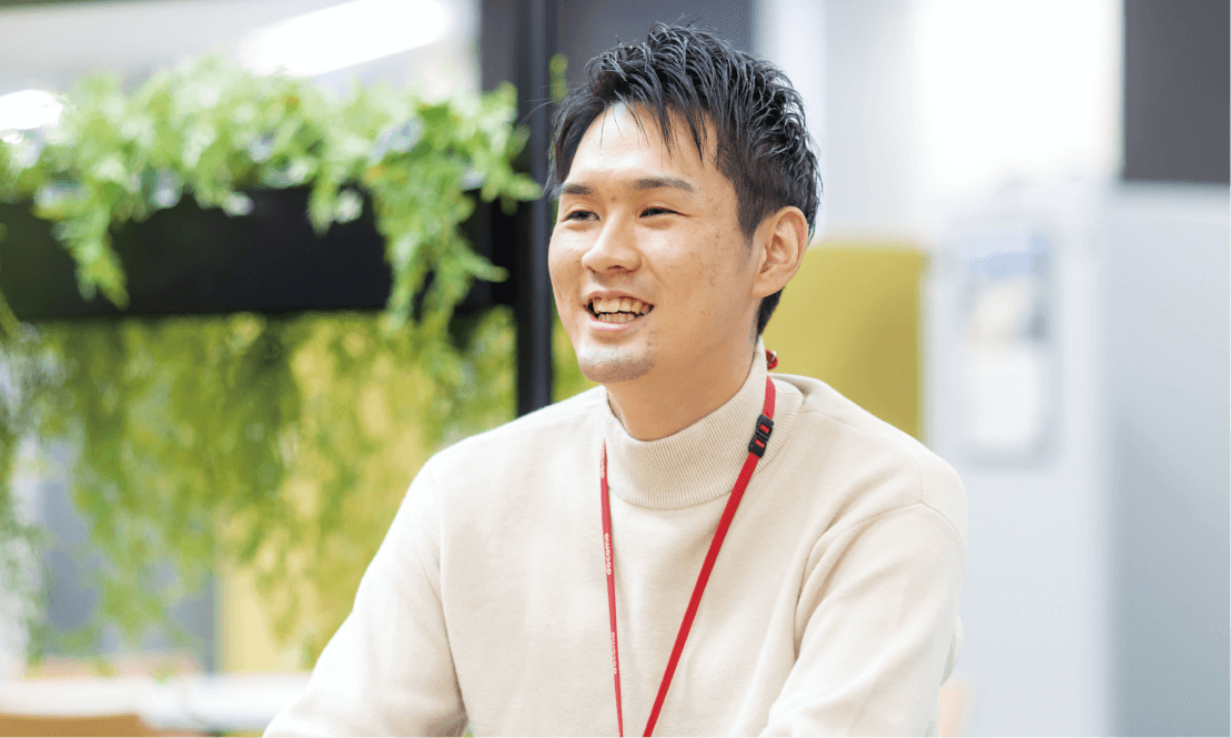 鶴田社員